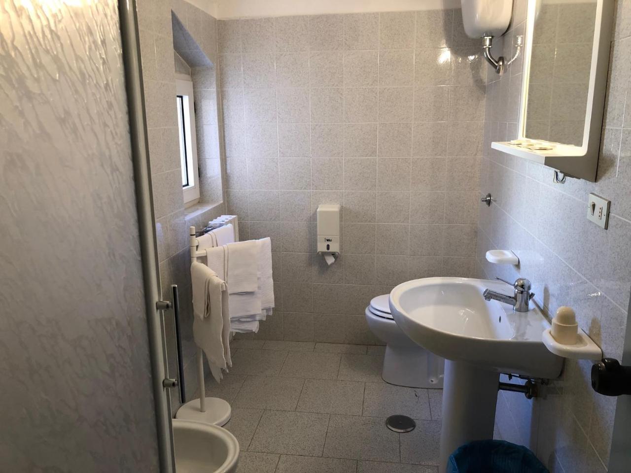Hotel Lo Zodiaco Oppido Lucano Eksteriør billede
